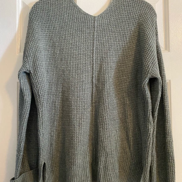 Lightweight knit sweater - Light sage green color - Picture 3 of 4
